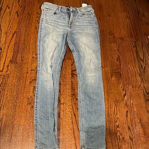 Hollister Jean